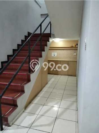 Rumah Eksklusif Siap Huni LT 858m2 di Tenggilis Mejoyo, Surabaya Rumah Eksklusif Siap Huni LT 858m2 di Tenggilis Mejoyo, Surabaya