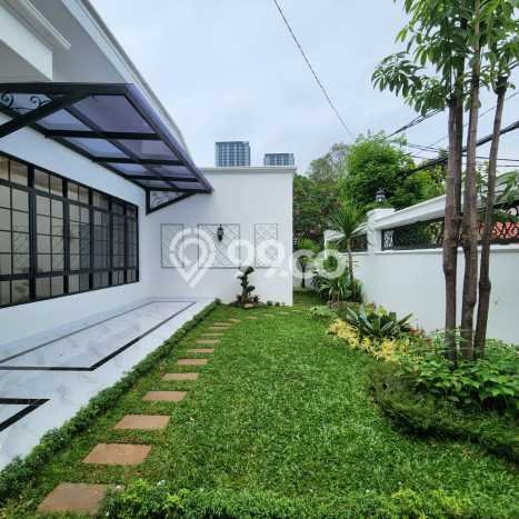 Dijual Rumah Elit Exclusive di Cilandak, Jakarta Selatan Dijual Rumah Elit Exclusive di Cilandak, Jakarta Selatan