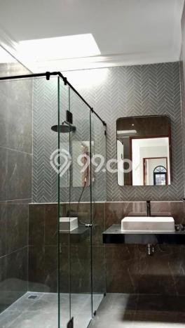 Rumah 4 KT 1 KM LT 251m², LB 270m² di BSD Foresta, Tangerang Rumah 4 KT 1 KM LT 251m², LB 270m² di BSD Foresta, Tangerang