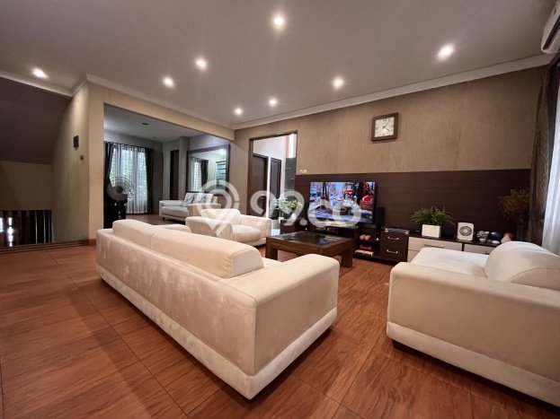 Rumah Luxury Modern Siap Huni di Sentul City Bogor Rumah Luxury Modern Siap Huni di Sentul City Bogor