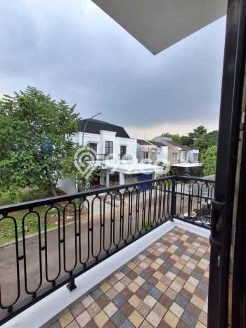 Rumah Elit LB 220m2 Siap Huni Desain Elegan di BSD, Tangerang Rumah Elit LB 220m2 Siap Huni Desain Elegan di BSD, Tangerang