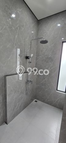 For Sale! Premium House LT 130m2 Desain Elegan di BSD City For Sale! Premium House LT 130m2 Desain Elegan di BSD City