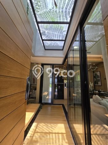 Rumah Mewah LB 130m2 Siap Pakai Desain Elegan di BSD, Tangerang Rumah Mewah LB 130m2 Siap Pakai Desain Elegan di BSD, Tangerang
