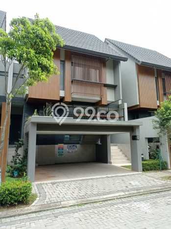 For Sale! Luxury House LT 144m2 Desain Modern di BSD Green Wich For Sale! Luxury House LT 144m2 Desain Modern di BSD Green Wich