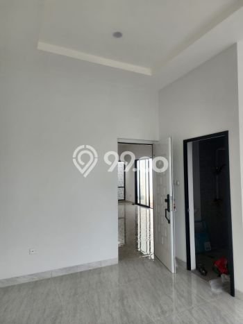 For Sale! Luxury House LT 180m2 Desain Modern di BSD Nusaloka For Sale! Luxury House LT 180m2 Desain Modern di BSD Nusaloka