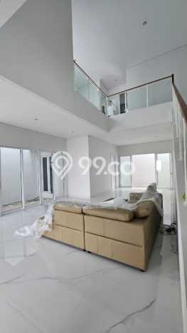 Rumah Luxury Modern Tanpa Renovasi di Gading Serpong Tangerang Rumah Luxury Modern Tanpa Renovasi di Gading Serpong Tangerang