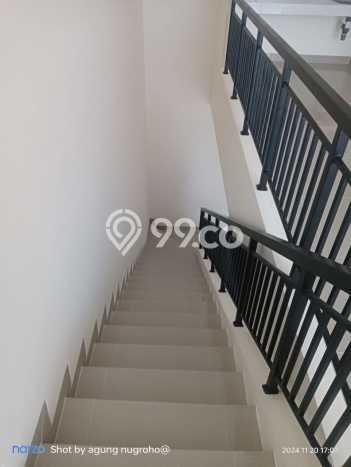 Unit Ruko Dijual di Tangerang LT 49m2 & LB 149m2 Unit Ruko Dijual di Tangerang LT 49m2 & LB 149m2
