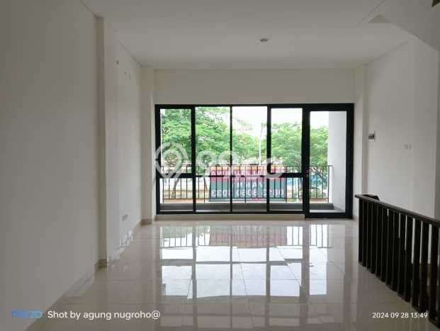 Dijual! Ruko di BSD Green Wich Tangerang LT 58m2 / LB 154m2 Kawasan Strategis Dijual! Ruko di BSD Green Wich Tangerang LT 58m2 / LB 154m2 Kawasan Strategis