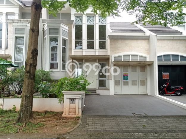 Ready to Use! Premium House LT 198m2 Desain Elegan di BSD Green Wich Ready to Use! Premium House LT 198m2 Desain Elegan di BSD Green Wich