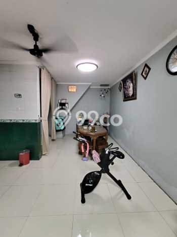 Rumah Modern 4 KT di BSD Griya Loka Tangerang Unfurnished Rumah Modern 4 KT di BSD Griya Loka Tangerang Unfurnished