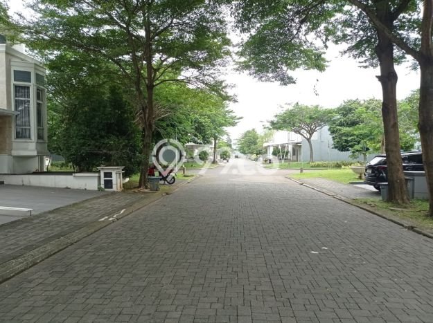 Ready to Use! Premium House LT 198m2 Desain Elegan di BSD Green Wich Ready to Use! Premium House LT 198m2 Desain Elegan di BSD Green Wich