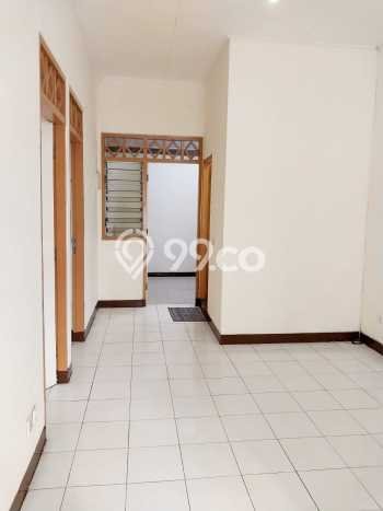 For Sale Hunian Rumah Terawat 2 KT di BSD Griya Loka, Tangerang For Sale Hunian Rumah Terawat 2 KT di BSD Griya Loka, Tangerang