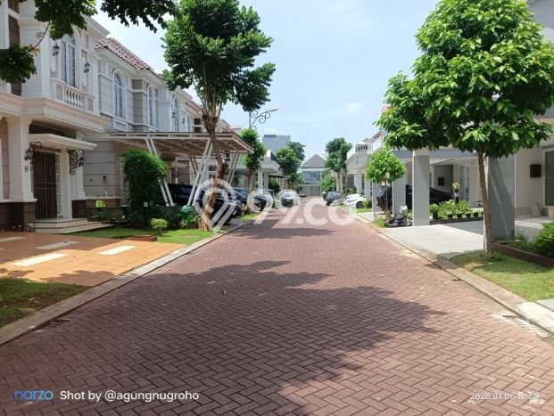 Ready to Use! Premium House LT 180m2 Desain Elegan di Gading Serpong Ready to Use! Premium House LT 180m2 Desain Elegan di Gading Serpong