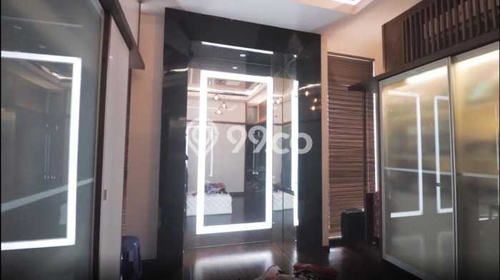 Ready to Use! Luxury House LT 490m2 Desain Modern di Pasteur Ready to Use! Luxury House LT 490m2 Desain Modern di Pasteur