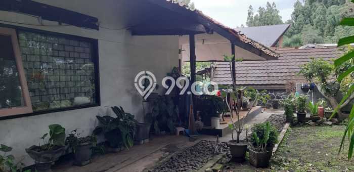 Hunian Impian Modern! Rumah 2 Lantai di Setiabudi, Bandung, LT 966m2m² LB 298m2m² Hunian Impian Modern! Rumah 2 Lantai di Setiabudi, Bandung, LT 966m2m² LB 298m2m²
