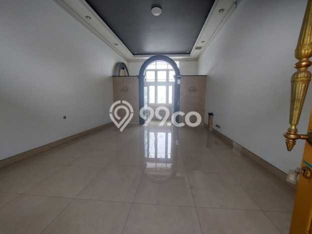 Jual Rumah Mewah Megah Dengan View Cantik di Pondok Labu, Jakarta Selatan Jual Rumah Mewah Megah Dengan View Cantik di Pondok Labu, Jakarta Selatan