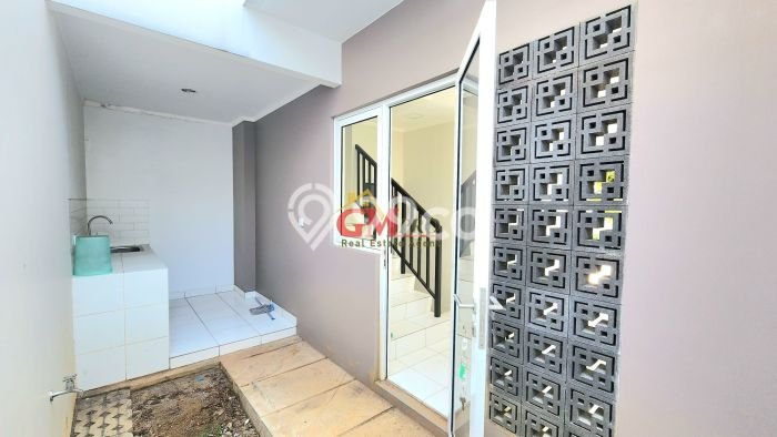 Rumah Luas Asri 2 KT Siap Pakai di Summarecon Bandung Bandung Rumah Luas Asri 2 KT Siap Pakai di Summarecon Bandung Bandung