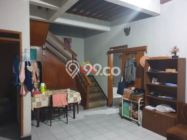 Jual Rumah Eksklusif 3 KT di Buah Batu, Bandung Jual Rumah Eksklusif 3 KT di Buah Batu, Bandung
