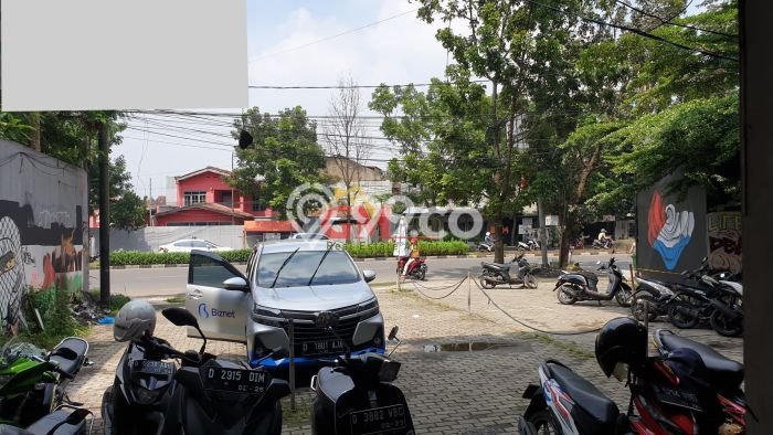 Unit Ruko Dijual di Bandung LT 114m2 & LB 298m2 Unit Ruko Dijual di Bandung LT 114m2 & LB 298m2