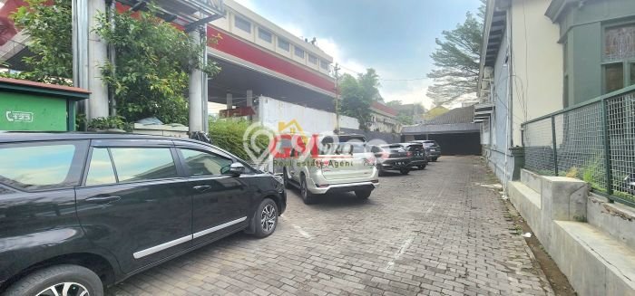 Disewakan Komersial di Kawasan Ramai Riau Luas 400m2 Disewakan Komersial di Kawasan Ramai Riau Luas 400m2