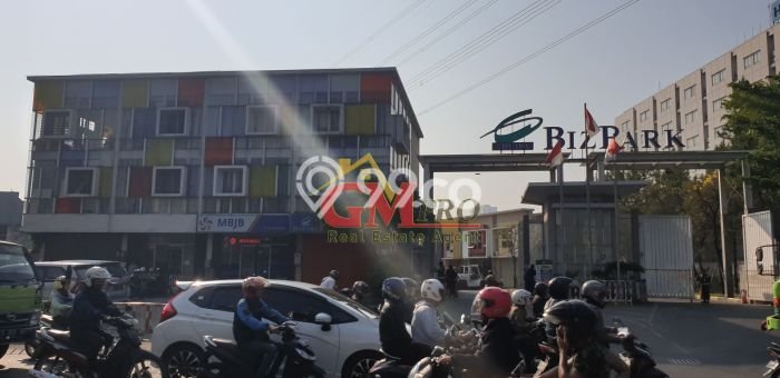 Disewakan Gudang di Pusat Kota Bandung Ramai Strategis Disewakan Gudang di Pusat Kota Bandung Ramai Strategis