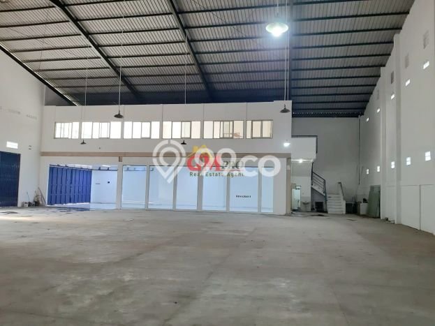 Lokasi Strategis! Dijual Gudang Bisnis di Kiaracondong, Bandung Kondisi Bagus Lokasi Strategis! Dijual Gudang Bisnis di Kiaracondong, Bandung Kondisi Bagus