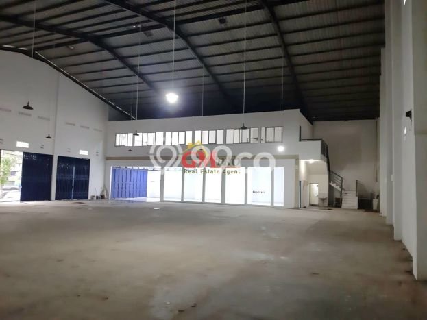 Lokasi Strategis! Dijual Gudang Bisnis di Kiaracondong, Bandung Kondisi Bagus Lokasi Strategis! Dijual Gudang Bisnis di Kiaracondong, Bandung Kondisi Bagus