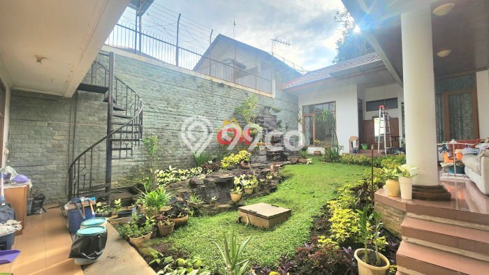 Dijual Rumah Luas Elegan Dengan View Eksklusif di Setra Sari, Bandung Dijual Rumah Luas Elegan Dengan View Eksklusif di Setra Sari, Bandung