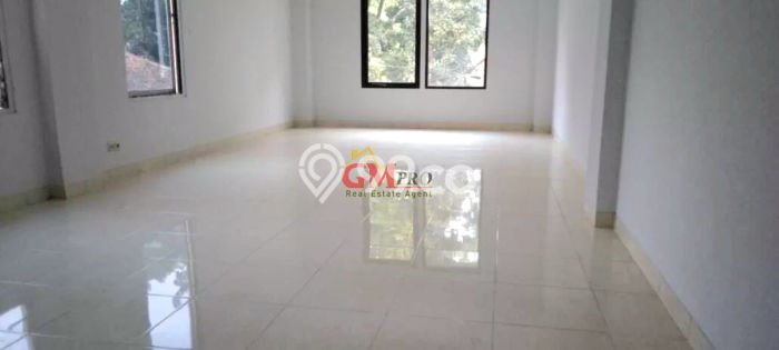 Untuk Dijual! Ruko di Riau Bandung LT 115m2 / LB 162m2 Kawasan Bisnis Untuk Dijual! Ruko di Riau Bandung LT 115m2 / LB 162m2 Kawasan Bisnis
