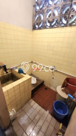 Ready to Use! Premium House LT 354m2 Desain Modern di Setra Sari Ready to Use! Premium House LT 354m2 Desain Modern di Setra Sari