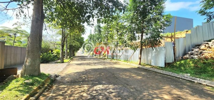 Kavling Tanah untuk Dijual di Dago, Bandung, Luas 437m2 Kavling Tanah untuk Dijual di Dago, Bandung, Luas 437m2