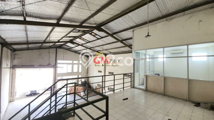 Gudang Bagus Dijual LB 227m2 Lokasi Strategis Bandung Area Cocok untuk Bisnis Gudang Bagus Dijual LB 227m2 Lokasi Strategis Bandung Area Cocok untuk Bisnis