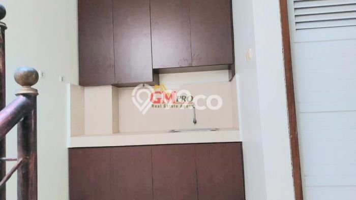 Rumah Siap Disurvey di , Bandung, LT 114m2m² LB 162m2m² Rumah Siap Disurvey di , Bandung, LT 114m2m² LB 162m2m²