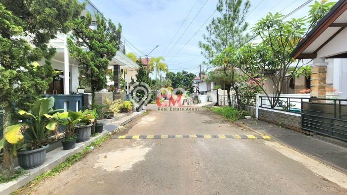 Jual Rumah Bagus Siap Huni LB 200m2 di Antapani, Bandung Jual Rumah Bagus Siap Huni LB 200m2 di Antapani, Bandung