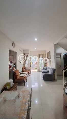 Dijual Hunian Rumah Terawat 3 KT di Cirendeu, Jakarta Selatan Dijual Hunian Rumah Terawat 3 KT di Cirendeu, Jakarta Selatan