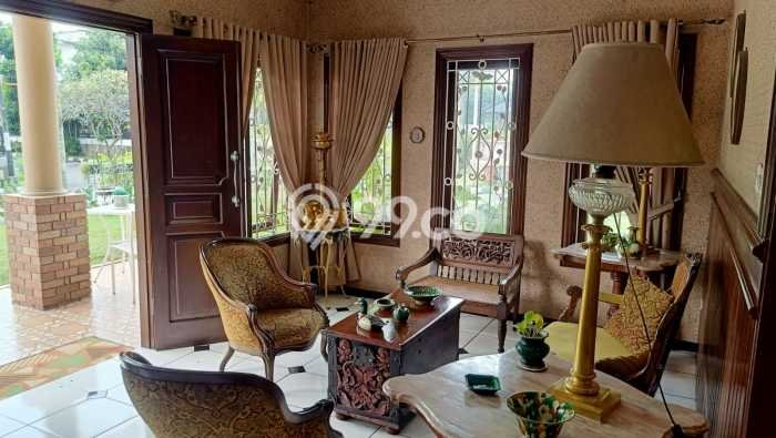 Dijual Rumah Mewah Elegan Dengan View Eksklusif di Sektor 7-Bintaro, Tangerang Selatan Dijual Rumah Mewah Elegan Dengan View Eksklusif di Sektor 7-Bintaro, Tangerang Selatan