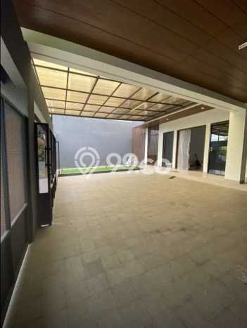 Hunian Mewah Dijual LT 243m2 di Ciputat, Tangerang Selatan Hunian Mewah Dijual LT 243m2 di Ciputat, Tangerang Selatan