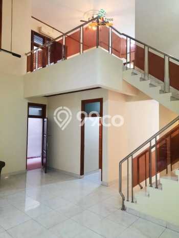 Rumah Mewah LB 350m2 Siap Huni Desain Elegan di Pondok Indah, Jakarta Selatan Rumah Mewah LB 350m2 Siap Huni Desain Elegan di Pondok Indah, Jakarta Selatan