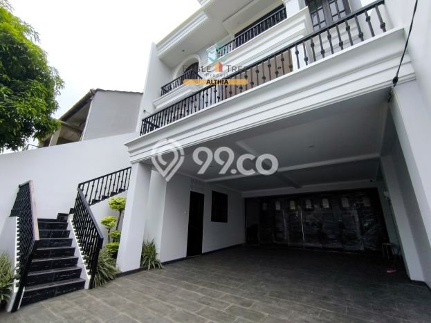 Hunian Eksklusif Dijual LT 270m2 di Pesanggrahan, Jakarta Selatan Hunian Eksklusif Dijual LT 270m2 di Pesanggrahan, Jakarta Selatan
