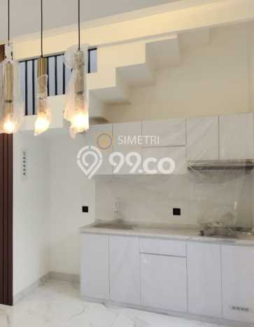 Rumah Mewah Siap Huni LT 120m2 di Pesanggrahan, Jakarta Selatan Rumah Mewah Siap Huni LT 120m2 di Pesanggrahan, Jakarta Selatan