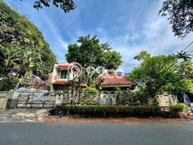 Rumah Mewah LB 300m2 Siap Pakai Desain Elegan di Setiabudi, Jakarta Selatan Rumah Mewah LB 300m2 Siap Pakai Desain Elegan di Setiabudi, Jakarta Selatan