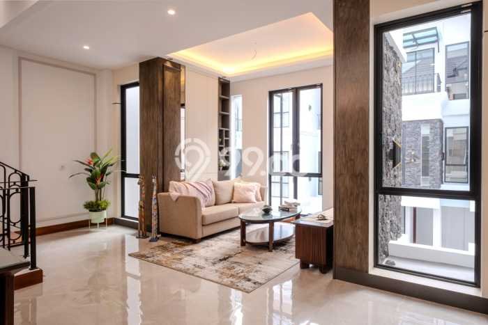 For Sale! Premium House LT 110m2 Desain Elegan di Lebak Bulus For Sale! Premium House LT 110m2 Desain Elegan di Lebak Bulus