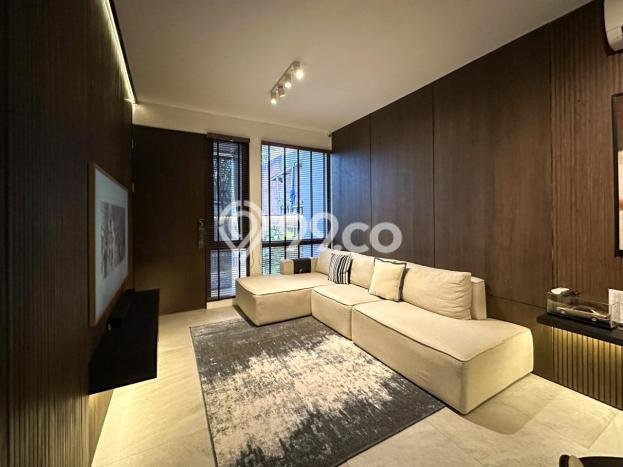 Dijual Rumah Luas Megah Dengan View Eksklusif di Bintaro, Tangerang Selatan Dijual Rumah Luas Megah Dengan View Eksklusif di Bintaro, Tangerang Selatan
