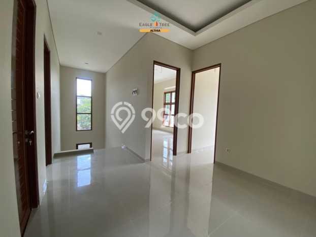 Hunian Cantik Modern Lb 155m2 di Serpong Utara, Tangerang Selatan Hunian Cantik Modern Lb 155m2 di Serpong Utara, Tangerang Selatan