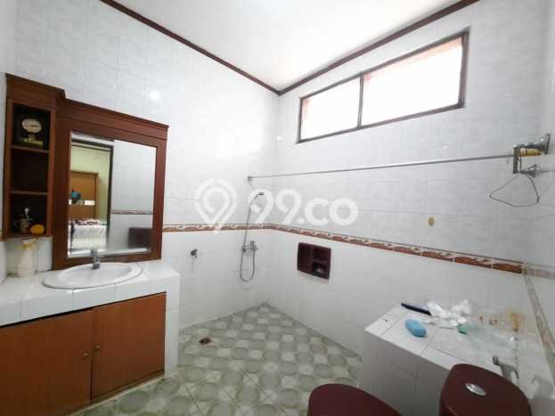 Rumah Mewah LB 300m2 Siap Huni Desain Elegan di Bintaro, Tangerang Selatan Rumah Mewah LB 300m2 Siap Huni Desain Elegan di Bintaro, Tangerang Selatan