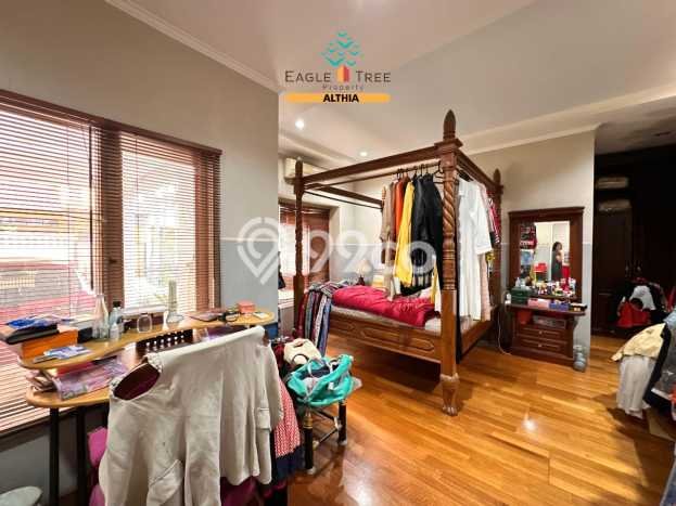 Rumah Elit Modern Tanpa Renovasi di Graha Raya Tangerang Selatan Rumah Elit Modern Tanpa Renovasi di Graha Raya Tangerang Selatan