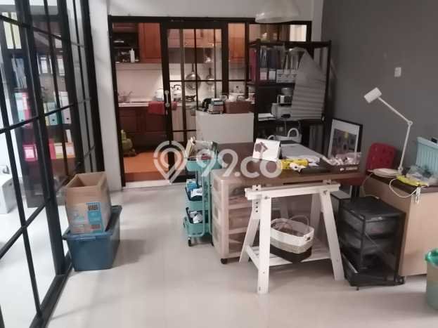 Rumah Mewah LB 150m2 Siap Huni Desain Elegan di Sektor 9-Bintaro, Tangerang Selatan Rumah Mewah LB 150m2 Siap Huni Desain Elegan di Sektor 9-Bintaro, Tangerang Selatan