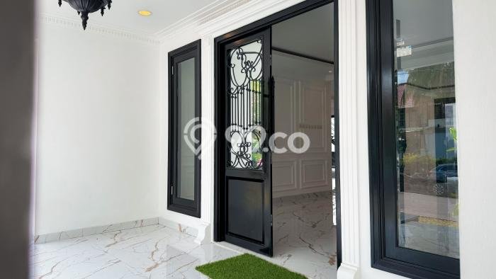 Rumah Mewah LB 500m2 Siap Pakai Desain Elegan di Sektor 8 - Bintaro, Tangerang Selatan Rumah Mewah LB 500m2 Siap Pakai Desain Elegan di Sektor 8 - Bintaro, Tangerang Selatan