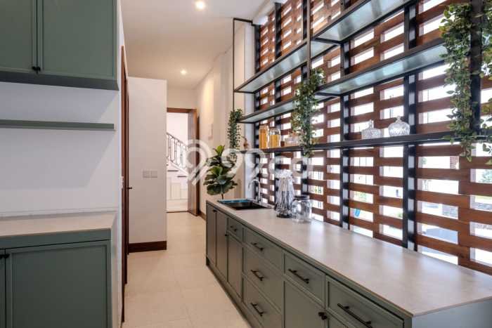 For Sale! Premium House LT 110m2 Desain Elegan di Lebak Bulus For Sale! Premium House LT 110m2 Desain Elegan di Lebak Bulus
