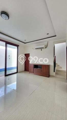 Rumah Luxury Modern Siap Huni di Sektor 7-Bintaro Tangerang Selatan Rumah Luxury Modern Siap Huni di Sektor 7-Bintaro Tangerang Selatan
